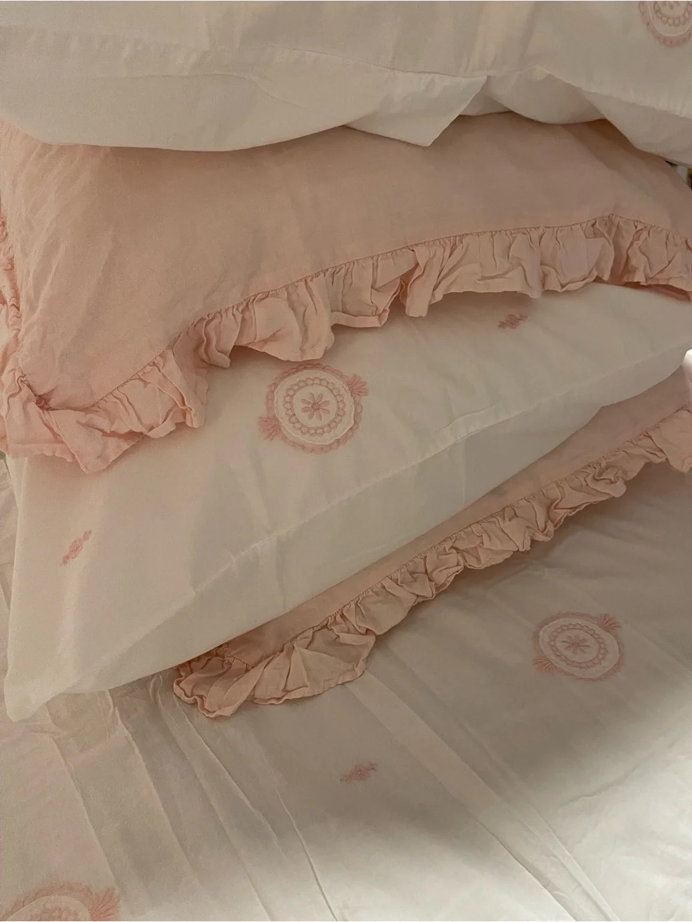 NEW 🌸 Rachel Ashwell, couture, mimosa, pink embroidered KING duvet🌸